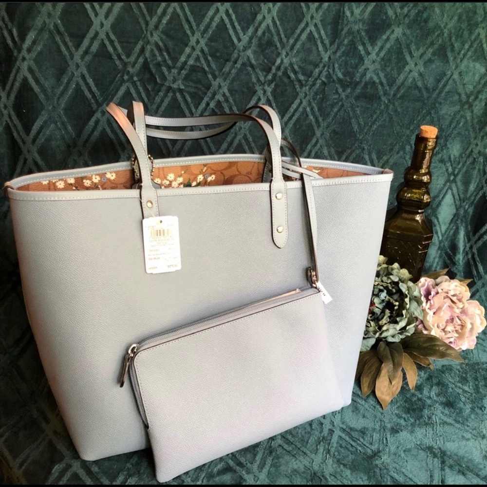 Coach tote